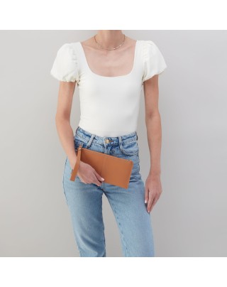 Women's Coconut Shell Leather Wristlet Bag